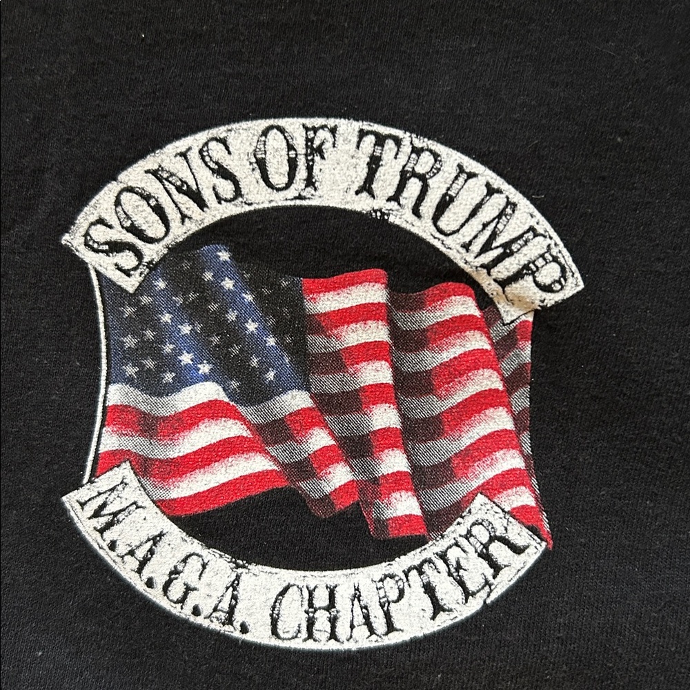 Trump Tee 🇺🇸 - Picture 3 of 5